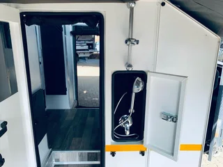 Adventure Xtreme Sparton Delux Caravan