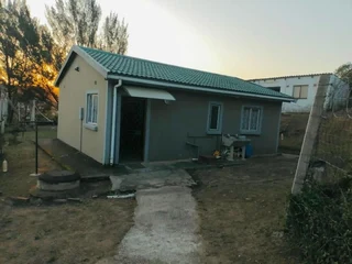 OCEBISA PROPERTIES PRESENTS A TWO BEDROOM HOUSE WITH A TWO ROOM OUTSIDE BUILDING IN UMLAZI