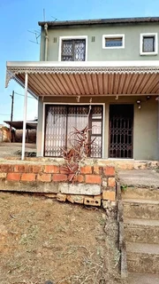 Ocebisa Properties presents 3 bedrooms in Newlands East