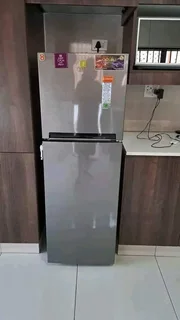 Fridge and freezer repairs onsite