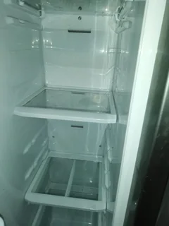 Fridge and freezer repairs onsite