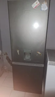 Fridge and freezer repairs on-site