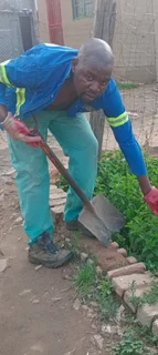 Malawian gardening all rounder,housekeeper, landscaper looking for stay in or stay out job