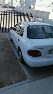 95 Hyundai accent ,1.5 fuel injectoin, aircon ,&#43; - 192000 km on clock
