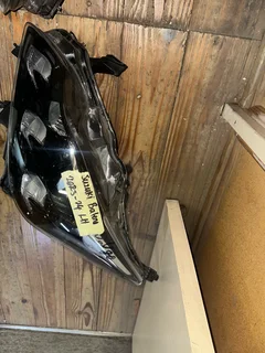 Suzuki Baleno 2023-25 headlights