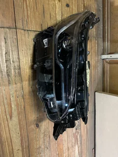 Toyota Fortuner GD-6 Bi-LED headlight