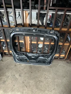 Suzuki Baleno 2023-25 tailgate bonnet