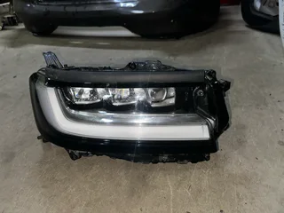 Toyota Land Cruiser LC300 Headlight
