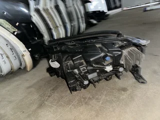 Toyota Land Cruiser LC300 Headlight