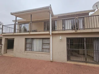 Double-Storey Delight with Pool &amp; Perfect for Parties!