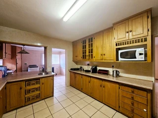 Double-Storey Delight with Pool &amp; Perfect for Parties!