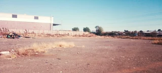 1.1645 HEKT INDUSTRIAL PROPERTY.IDEAL FOR FACTORIES OR LARGE BUSSINESS IDEAS