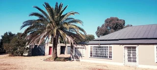 10.7 HEKT FARM,IDEAL FOR VEGETABLES TUNNELS.EGGS.PIGS,SHEEP TO ESTABLISH A GOOD INCOME