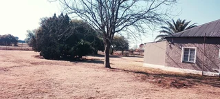 10.7 HEKT FARM,IDEAL FOR VEGETABLES TUNNELS.EGGS.PIGS,SHEEP TO ESTABLISH A GOOD INCOME