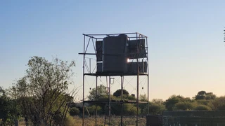 MULTIPURPOSE  EXCESSIVE LARGE HOUSE. STRONG WATER. IDEAL FOR SPECIAL PROJECTS.