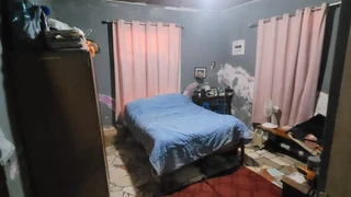 MULTIPURPOSE  EXCESSIVE LARGE HOUSE. STRONG WATER. IDEAL FOR SPECIAL PROJECTS.