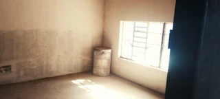 SMALL HOLDING CONSITS OF TWO HOUSES .GREAT INVESTMENT. EQUIPED WITH A TWO TOWER ERRIGATION PIVOT