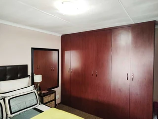 For Sale, 3-Bedroom House in Grassland