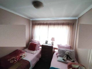 For Sale, 3-Bedroom House in Grassland