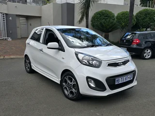 2013 kia picanto 1.2 EX manual