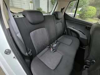 2011 Hyundai i10 1.2 gls automatic