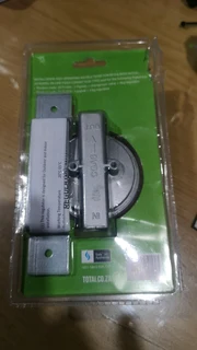 Totai 4kg per hour LP Gas regulator with bracket