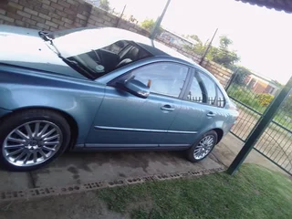 Volvo S40 T5, still in good condition, although needs some attention on the engine, price negotiable