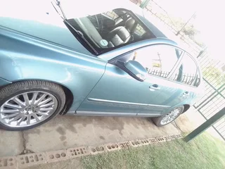 Volvo S40 T5, still in good condition, although needs some attention on the engine, price negotiable