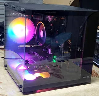 AMD R55 RTX Gaming Cube PC