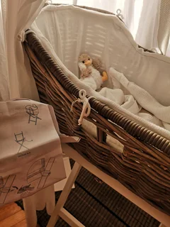 Moses Basket baby cot