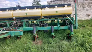 John Deere 2115 Lugdruk 8Ry Planter