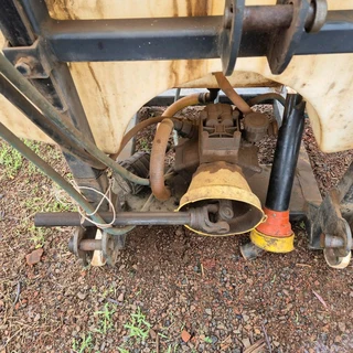 800 Liter Staalmeester onkruid Spuit