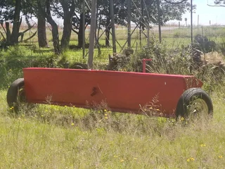 Fertilizer Spreader