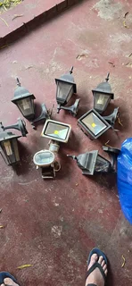 Boundary Wall Lights &#43; LED Lights – Bundle Sale