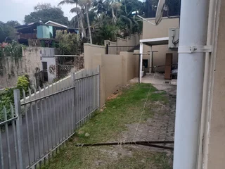 Granny flat to rent in karawastan