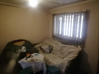 2 bedroom house bayview