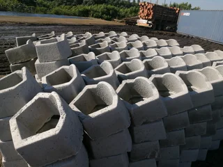 Retainer G Blocks for sale