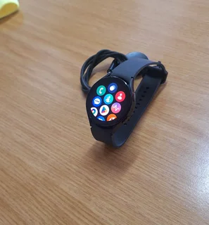 Samsung Galaxy Watch 5 44mm In Great Condition / LTE Version