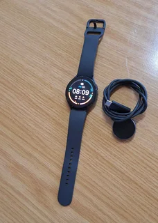 Samsung Galaxy Watch 5 44mm In Great Condition / LTE Version