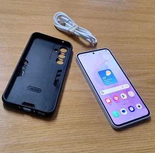 Samsung Galaxy A35 5G In Perfect Condition / 128GB Storage / Dual Sim