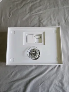 MacBook Air M1 Chip 2020 In New Condition / 256GB Storage