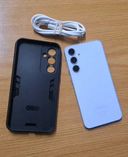 Samsung Galaxy A35 5G In Perfect Condition / 128GB Storage / Dual Sim