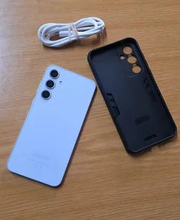 Samsung Galaxy A35 5G In Perfect Condition / 128GB Storage / Dual Sim