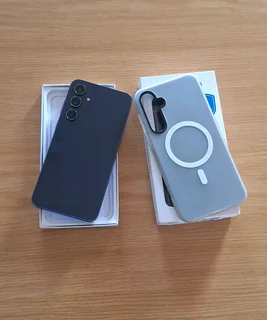 Samsung Galaxy A55 5G In New Condition / Awesome Navy Color / 256GB Storage