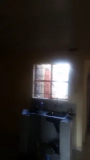 Room to Rent in Phiri