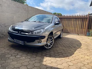 2006 Peugeot 206 Hatchback - Swap for Bakkie (1400, Corsa or similar)