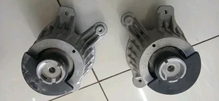 Mercedes-Benz C-class W205 Engine M274 Mount (New)