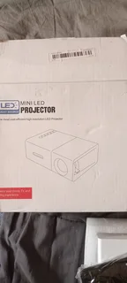 Mini led projector