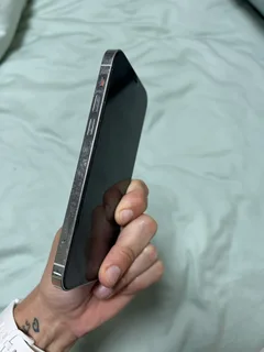 iPhone 12 Pro 128gb  White . Bluff area