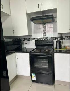 3 Bedroom Apartment / Flat to Rent in Savoy Estate